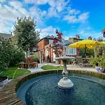 The Black Horse Inn