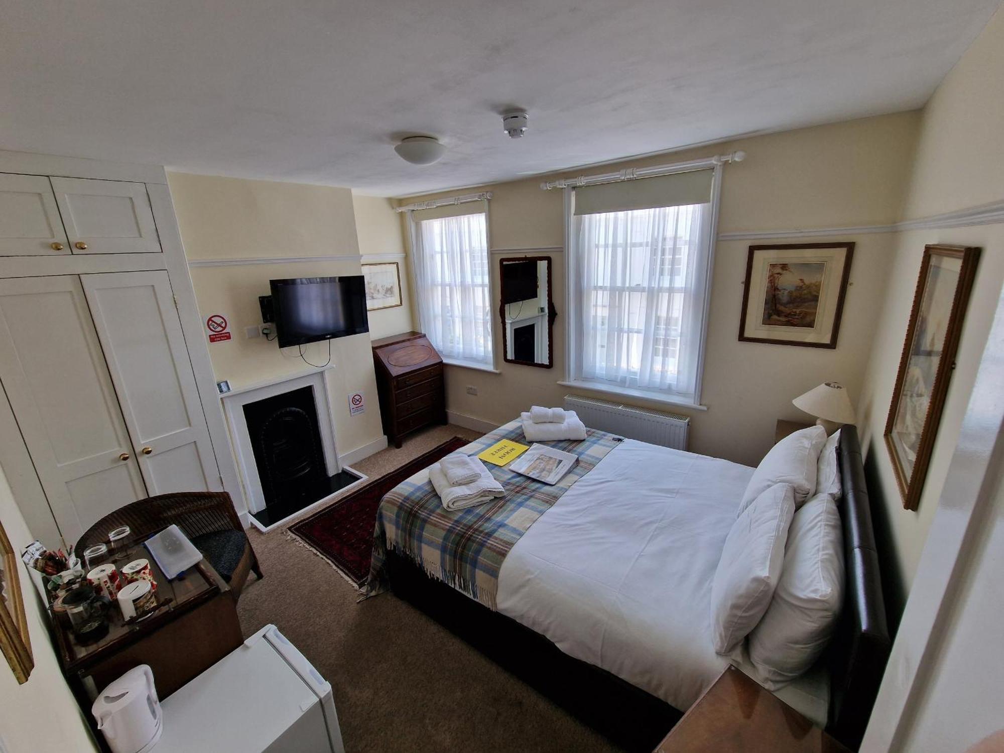 Bed & Breakfast The Black Horse Canterbury