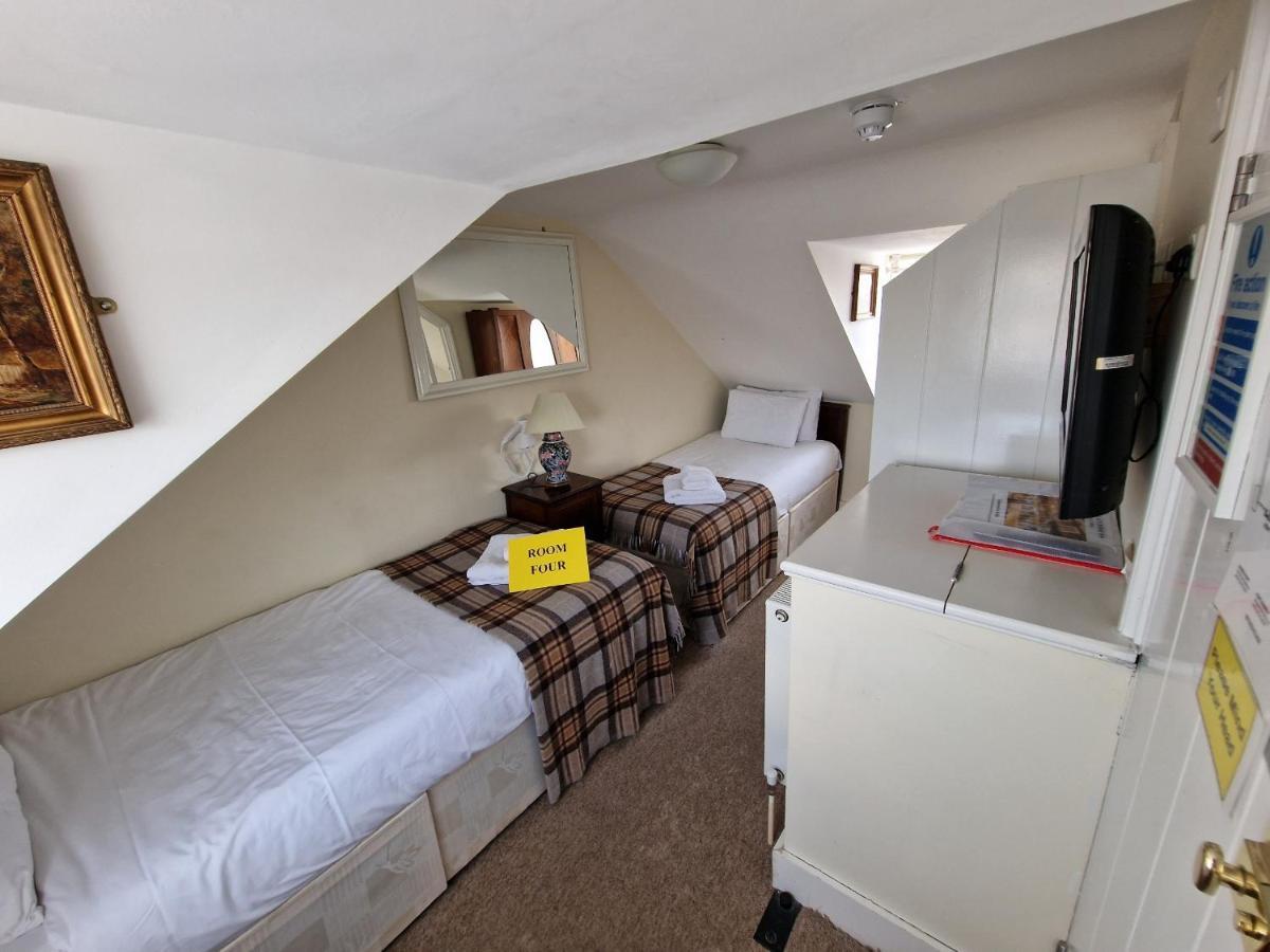Bed & Breakfast The Black Horse Canterbury